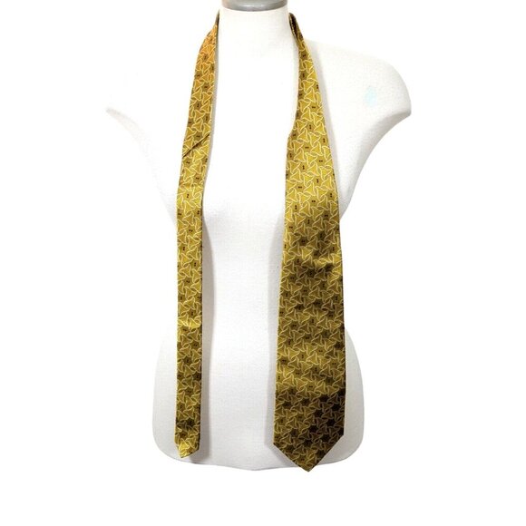 Vintage John Henry Silk Neck Tie Necktie Made In USA Gold Geometric Pattern - Picture 1 of 4